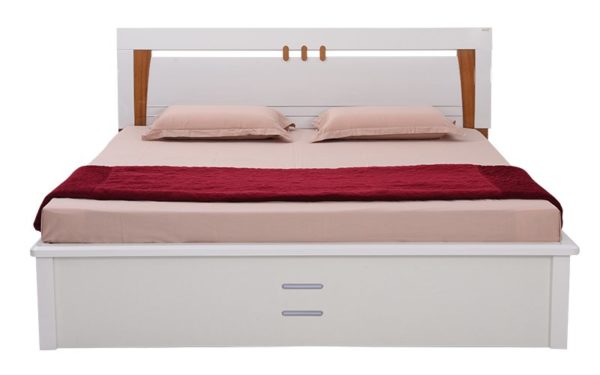 Dafne Queen Size Bed With Hydraulic Storage and Reflective High Gloss Finish